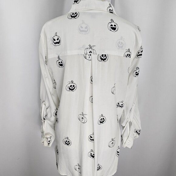 Women's White & Black Pumpkin Print Rayon Button Front Blouse Size M NWOT - Picture 7 of 13